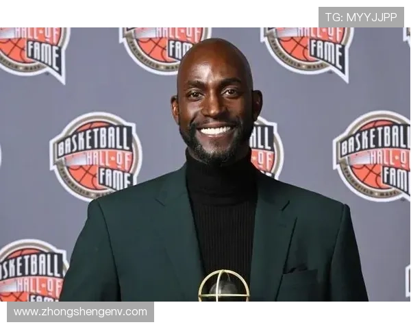 足球明星米洛舍维奇的传奇人生与绿茵场上的辉煌成就揭秘